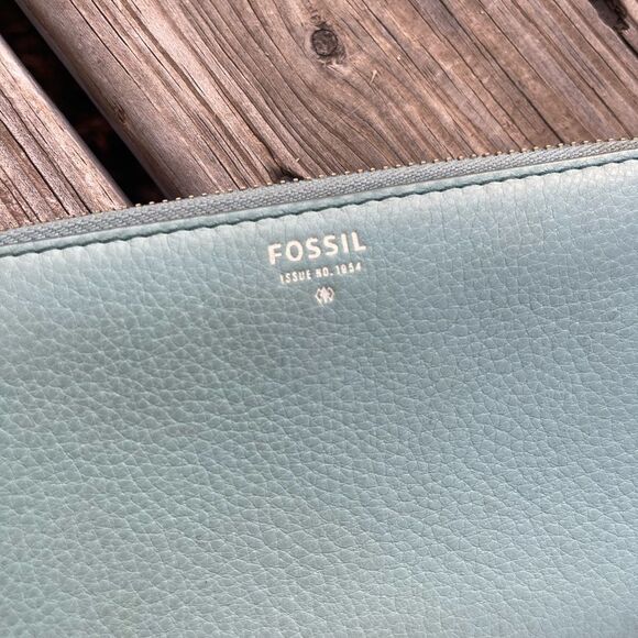 Fossil wallet mint green leather - Picture 2 of 7